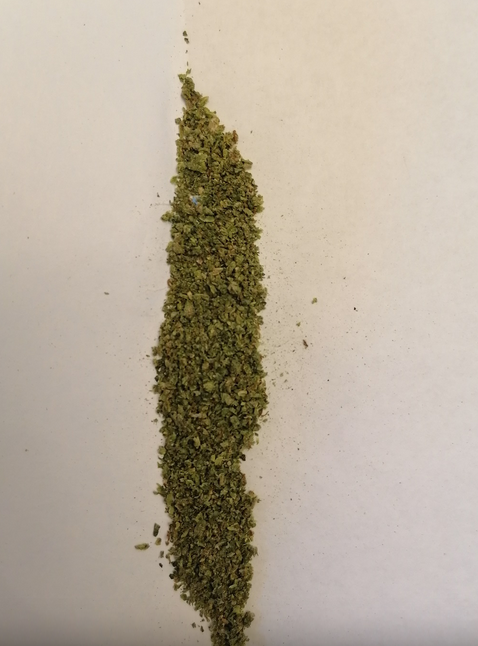 MEGA Yekaterinburg buds White Widow ground bos.png