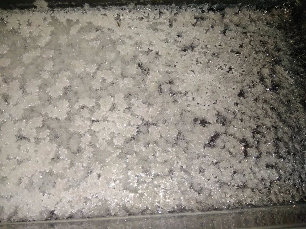 Mephedrone synthesis Recrystallization large crystals.webp